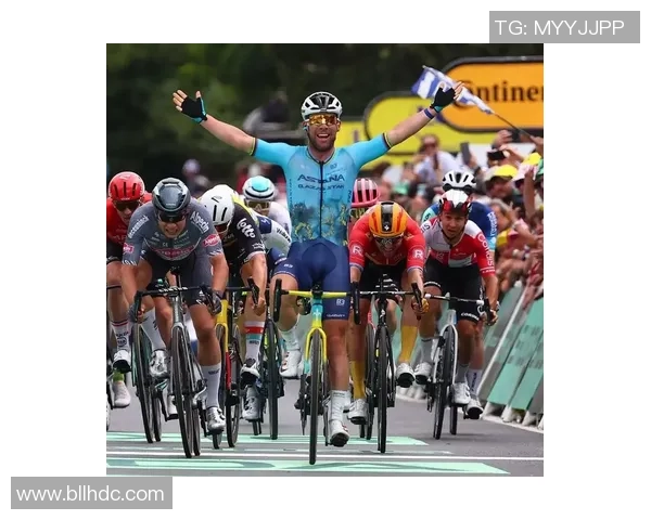 足球场上的伤感传奇球星那些无法圆梦的英雄与遗憾故事